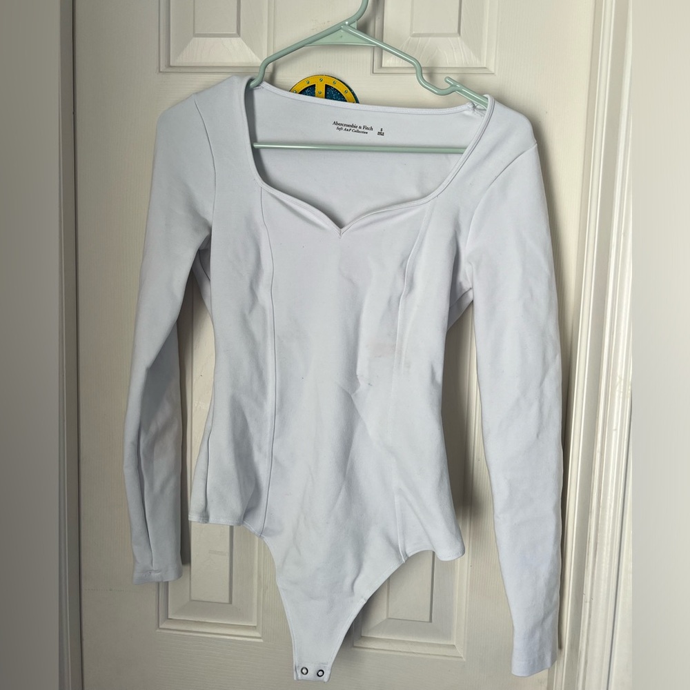 Small Abercrombie white bodysuit